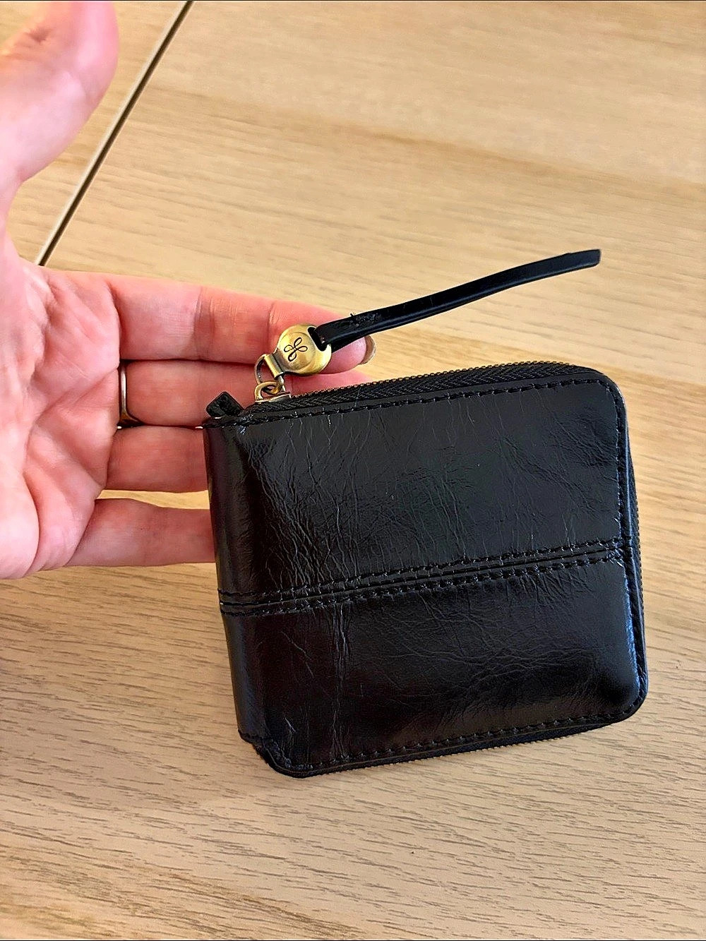 HOBO Zippy Medium Wallet Black Zip-Around Wristlet NWT